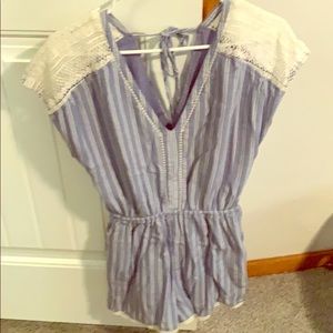 ABERCROMBIE & FITCH XS ROMPER